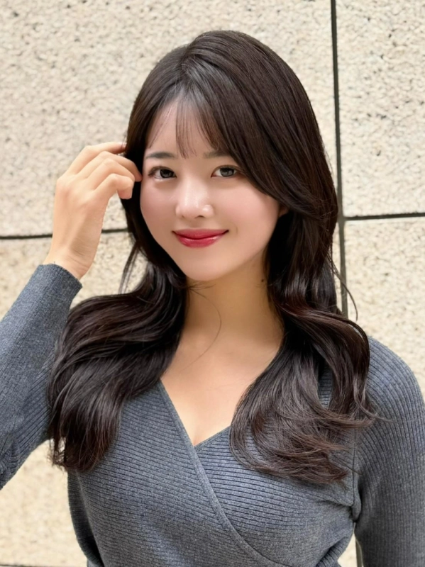 くせ毛でもトレンドヘアが楽しめる!縮毛矯正×カラーの組み合わせ完全ガイド|順番・間隔・おすすめカラーを美容師が解説